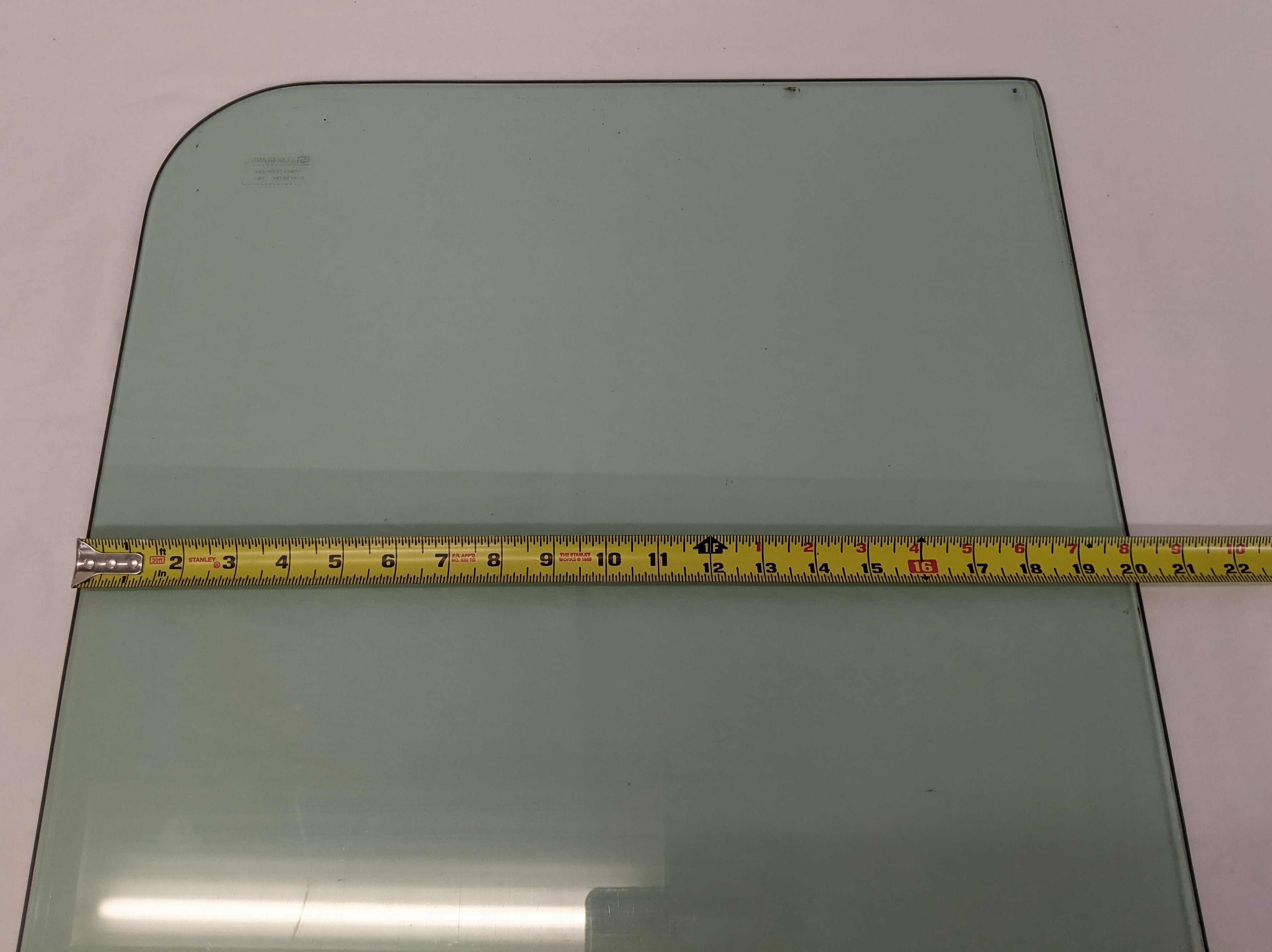 *Scratched* Freightliner FLD LH Manual Tinted Door Window Glass-P/N 18-17450-001 (10098485068092)