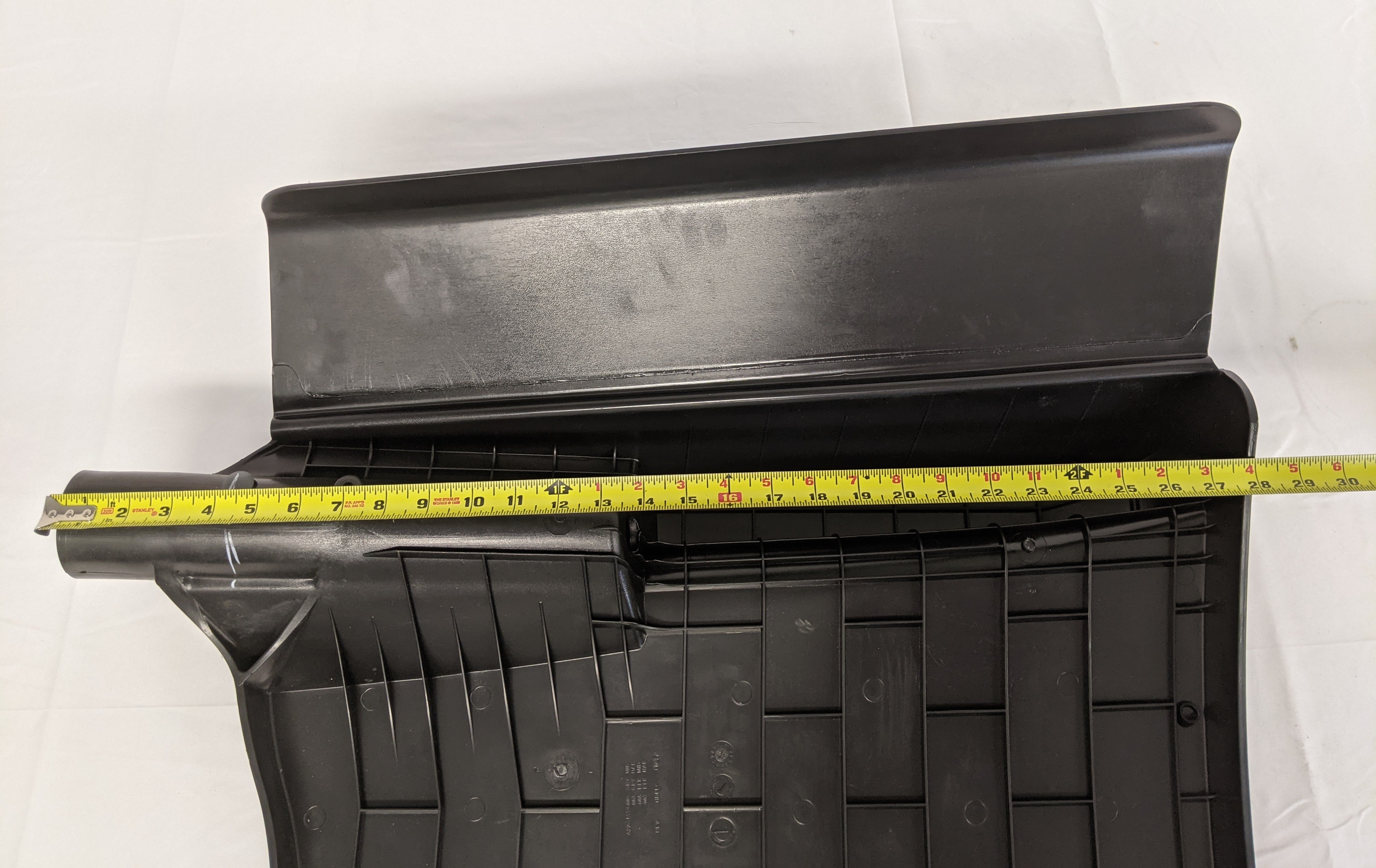 Freightliner RH Rear Black Quarter Fender (A22-75774-005) - New