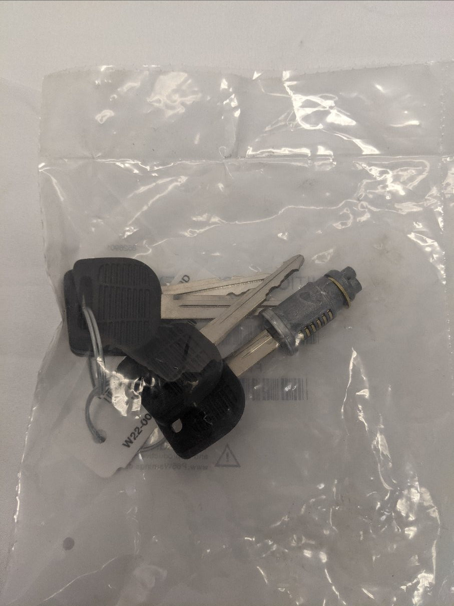 Freightliner M2/P3 Door & Ignition Lockset | W22-00076-048