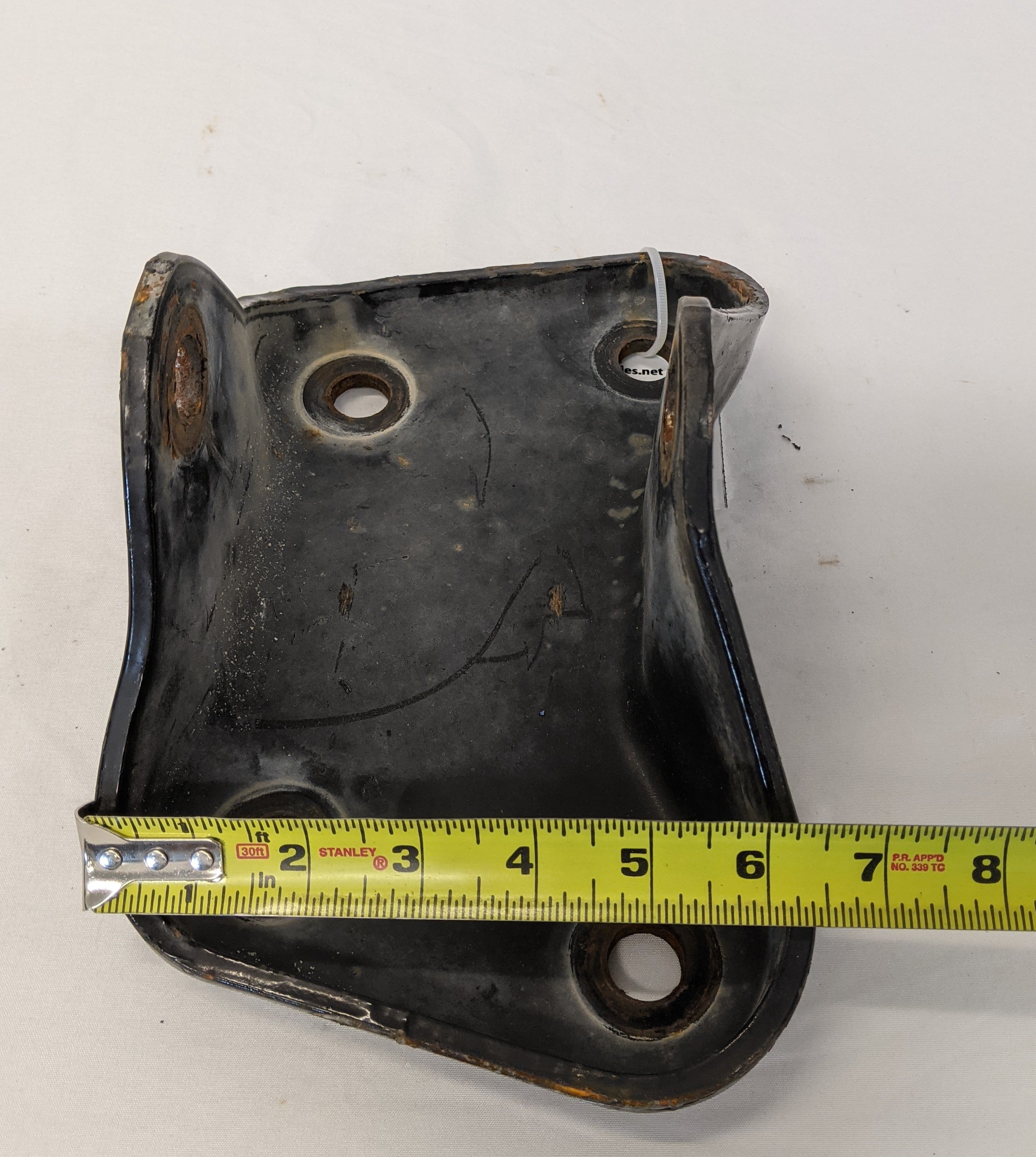 Used Freightliner Cascadia P3 Suspension Front Spring Hanger - P/N 16-18102-001 (10094980170044)