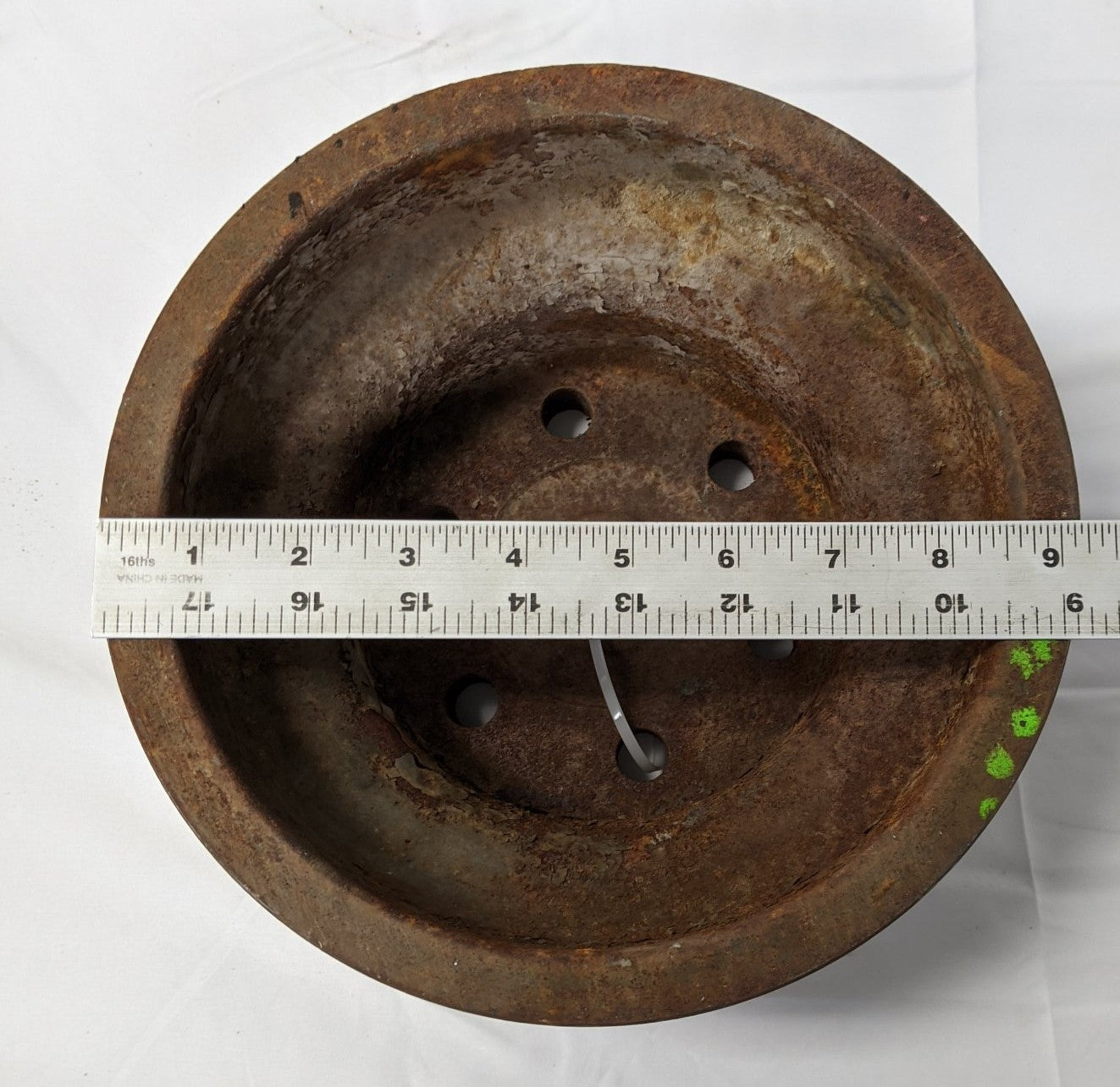 Used Detroit Series 60 Engine 10 Groove Crankshaft Pulley - P/N DDE 23533652