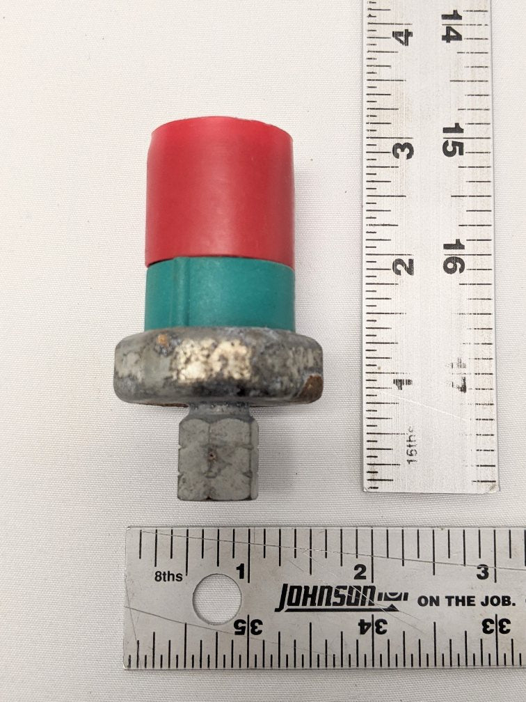 *Rusty* Freightliner High Pressure A/C On/Off Switch - PN 06-35209-000