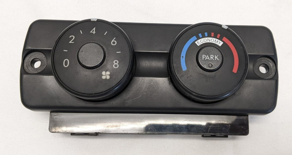 Used Freightliner Cascadia P3 Sleeper HVAC A/C Control Panel- P/N A22-64737-001