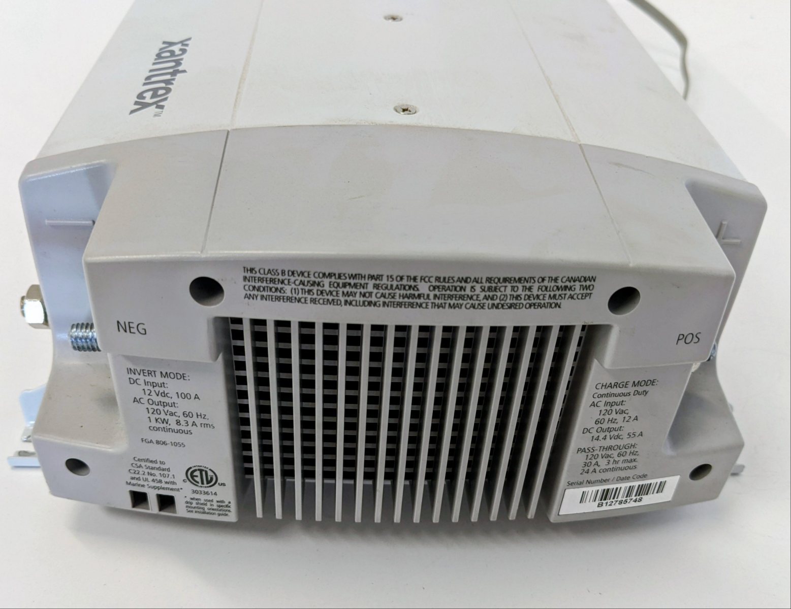 Used Xantrex Freedom HF 1055 1000 W 55A Inverter - P/N 806-1055 (10163705971004)