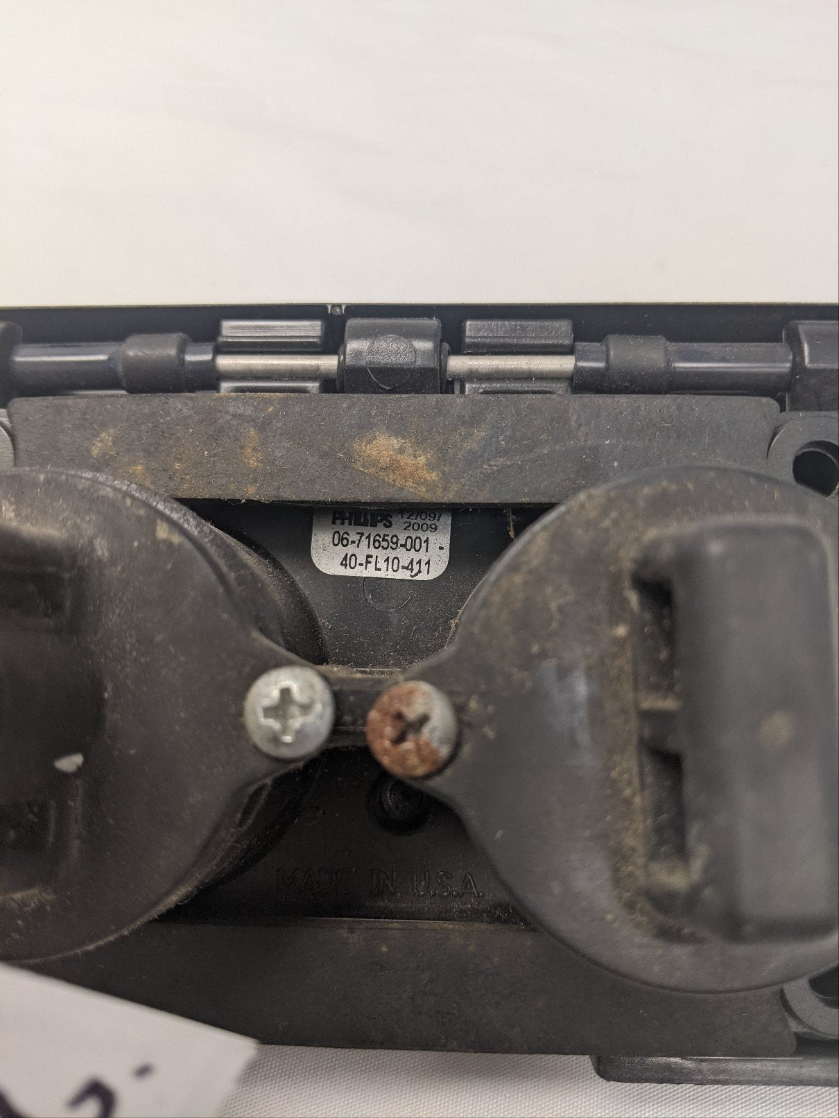 Used Phillips Service Entry AC Power Receptacle w/ Cable - 06-71659-001