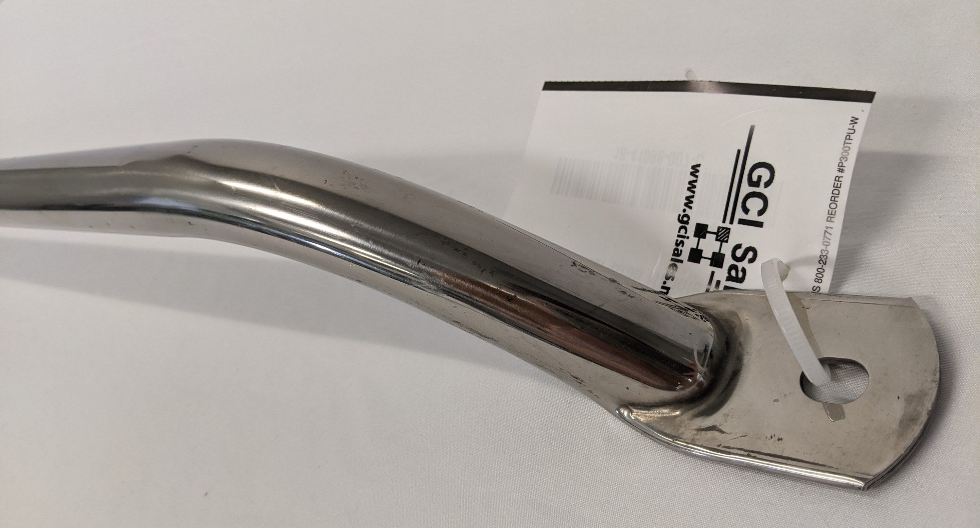 Used Freightliner 47 ¼" Exterior Grab Handle - P/N  18-41098-007 (6771124338774)