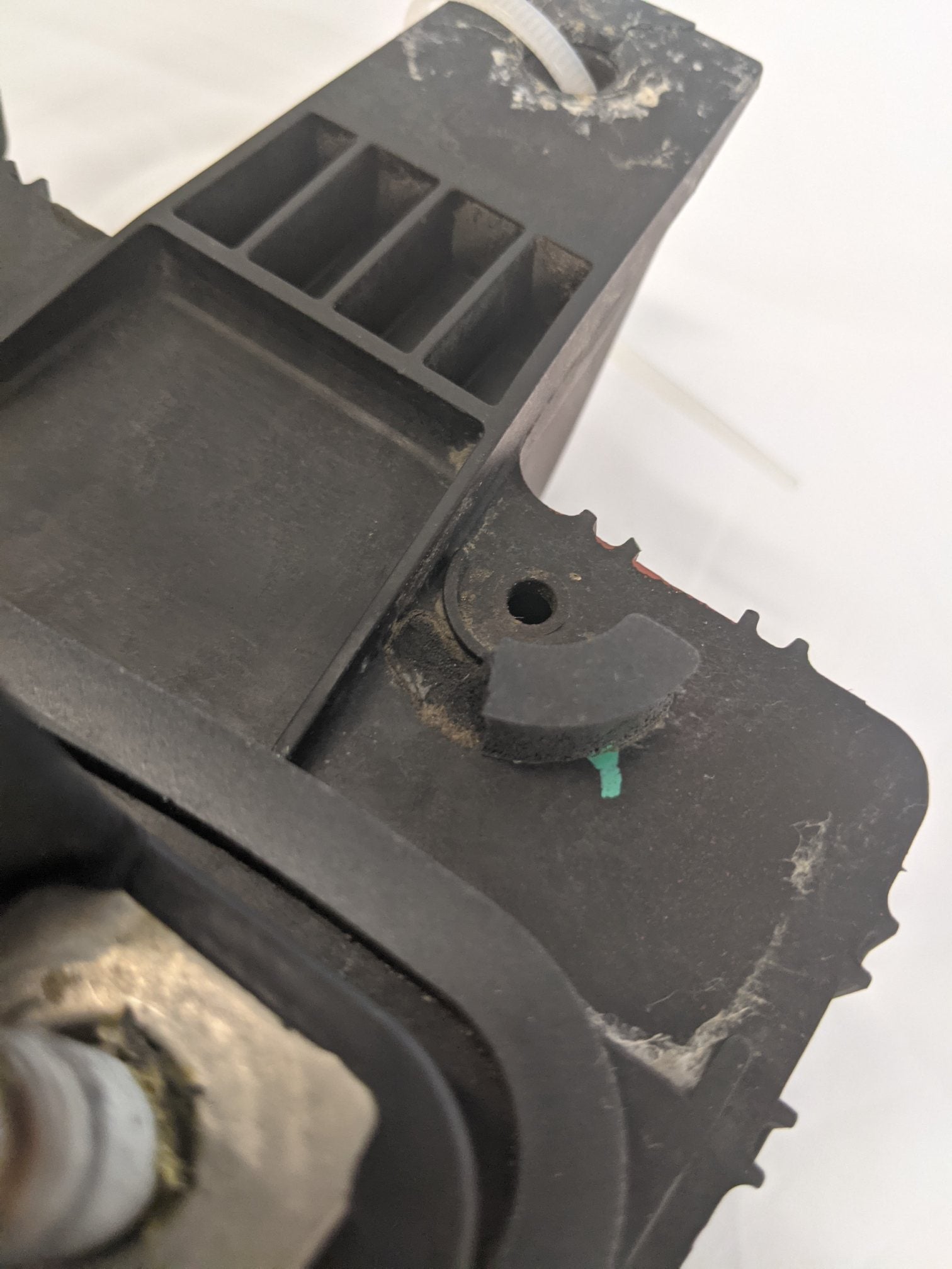 Freightliner  Chassis Electronic Control Module - P/N A06-75982-004