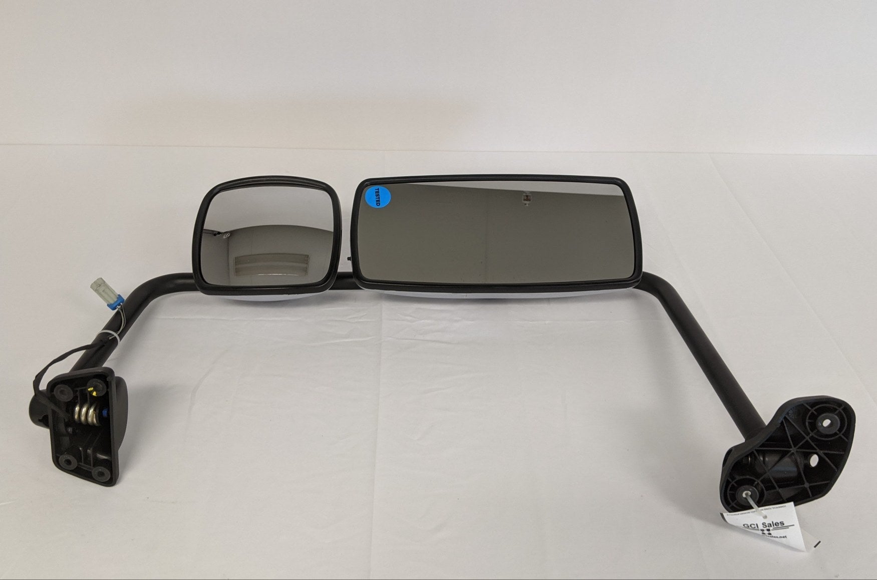 *Cracked* Freightliner M2 LH Detroit AAT  Chrome Mirror - P/N  A22-74243-031 (9920040829244)