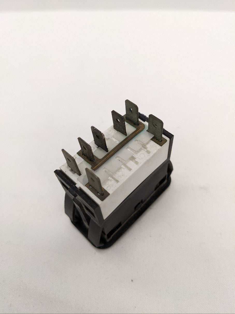 Used Freightliner Foot Well Lamp Rocker Switch - P/N A06-30769-005 (10119540506940)
