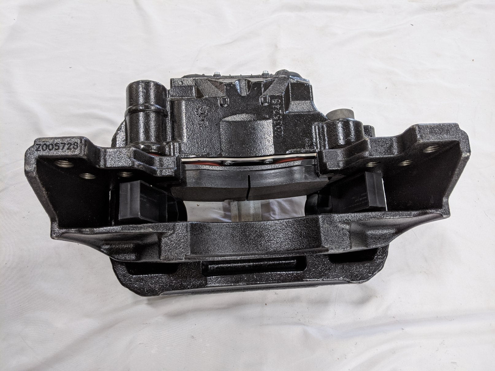 Damaged Bendix LH 22X, 276, 0750A Front Disc Brake Caliper - P/N BW K153604 (10091443257660)