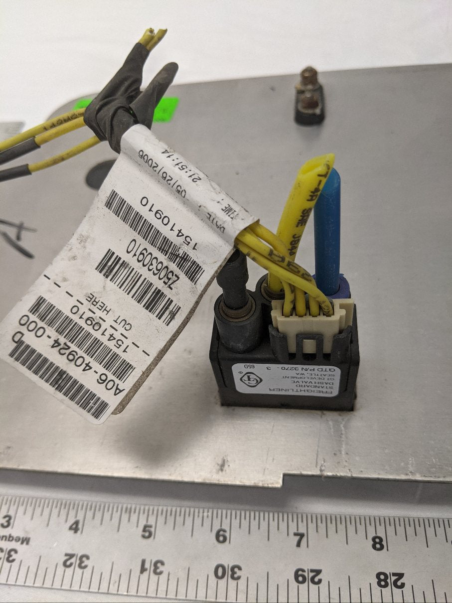 Freightliner Columbia Instrument Dash Panel 22‑45867‑010 – Used