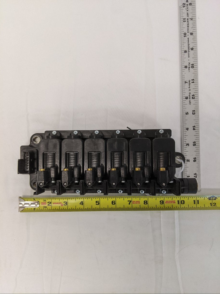 Damaged Freightliner 6 Solenoid Air Management ECP Bank - P/N  A12-29760-006 (10158241055036)