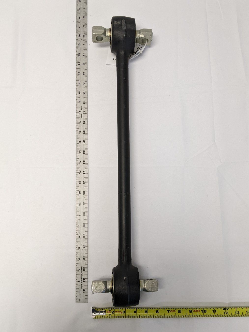 Freightliner Lower Forward Drive Axle Control Rod | P/N 16-15002-000