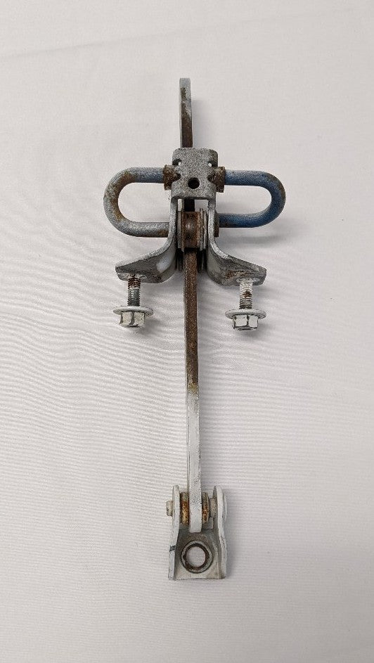 Cascadia P3 Cab Door Check Hinge A18-64914-000 | Damaged