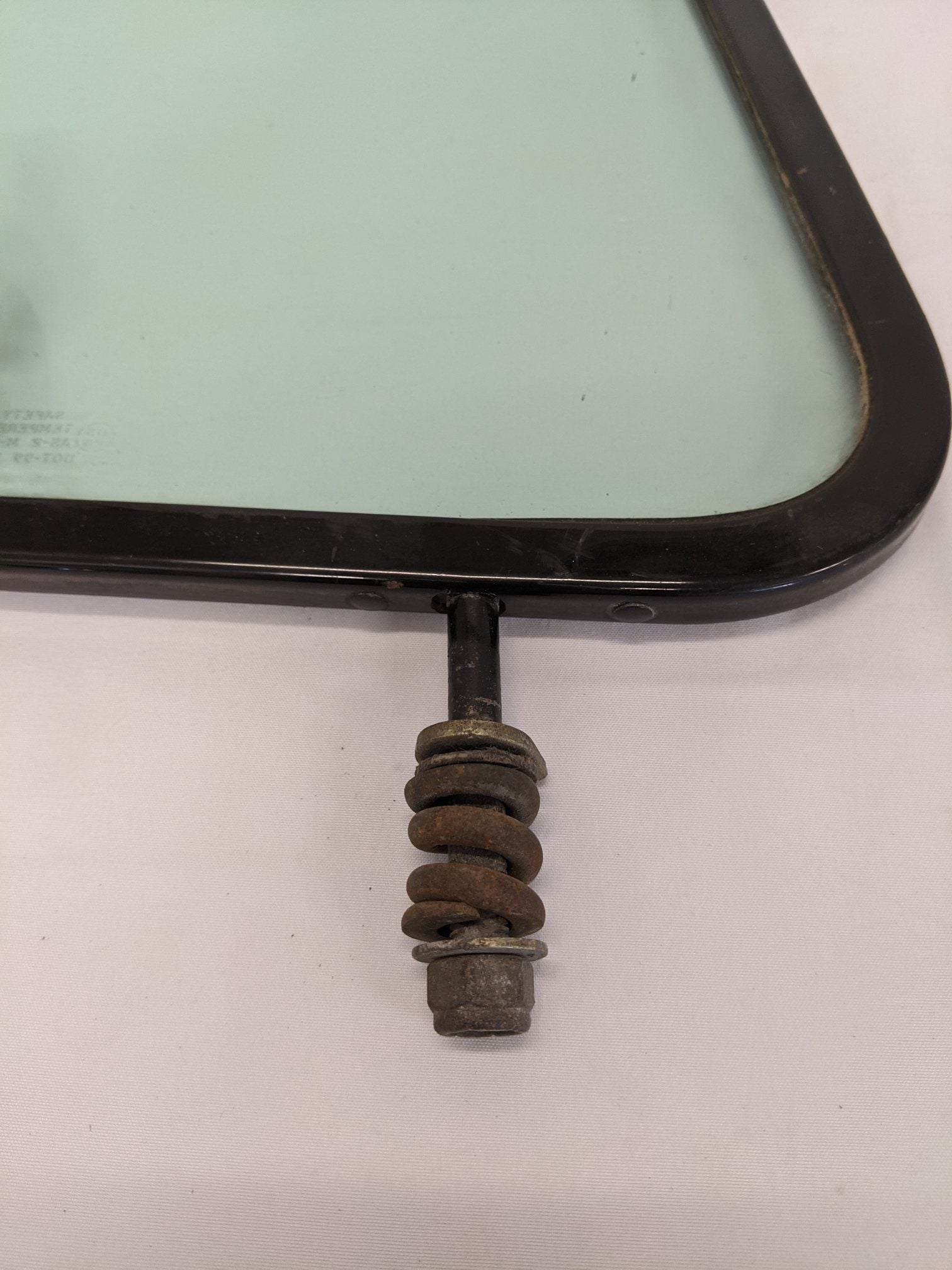 Used Freightliner FLD LH Latching Tinted Vent Window - P/N A18-17428-002 (10090821419324)
