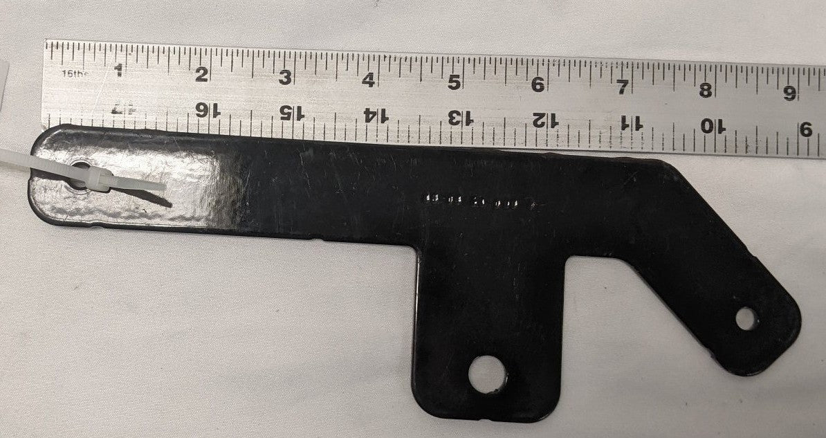 Freightliner Fog Lamp Harness Bracket - P/N  66-06258-000