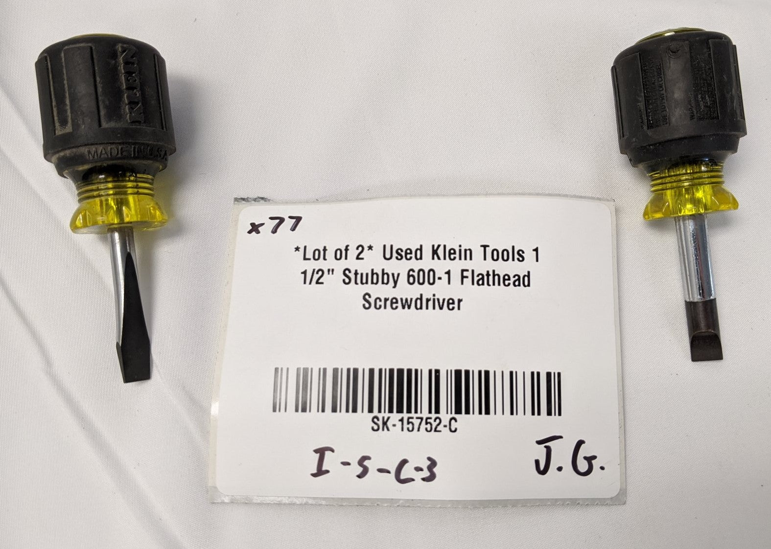 Klein Stubby Flathead Screwdriver 1.5" | 600-1