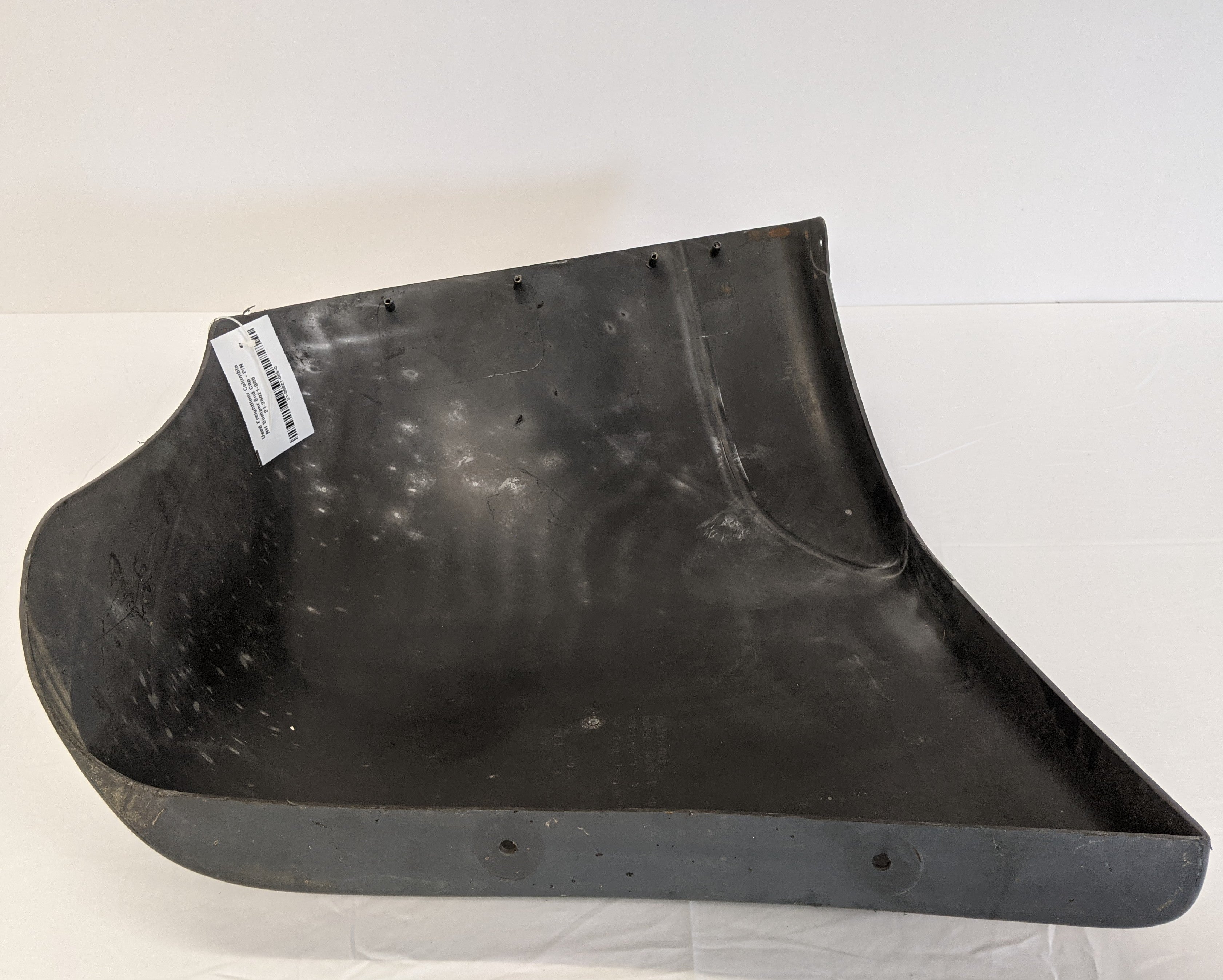 Used Freightliner Columbia RH Bumper End Cap - P/N 21-26021-005 (3939549478998)