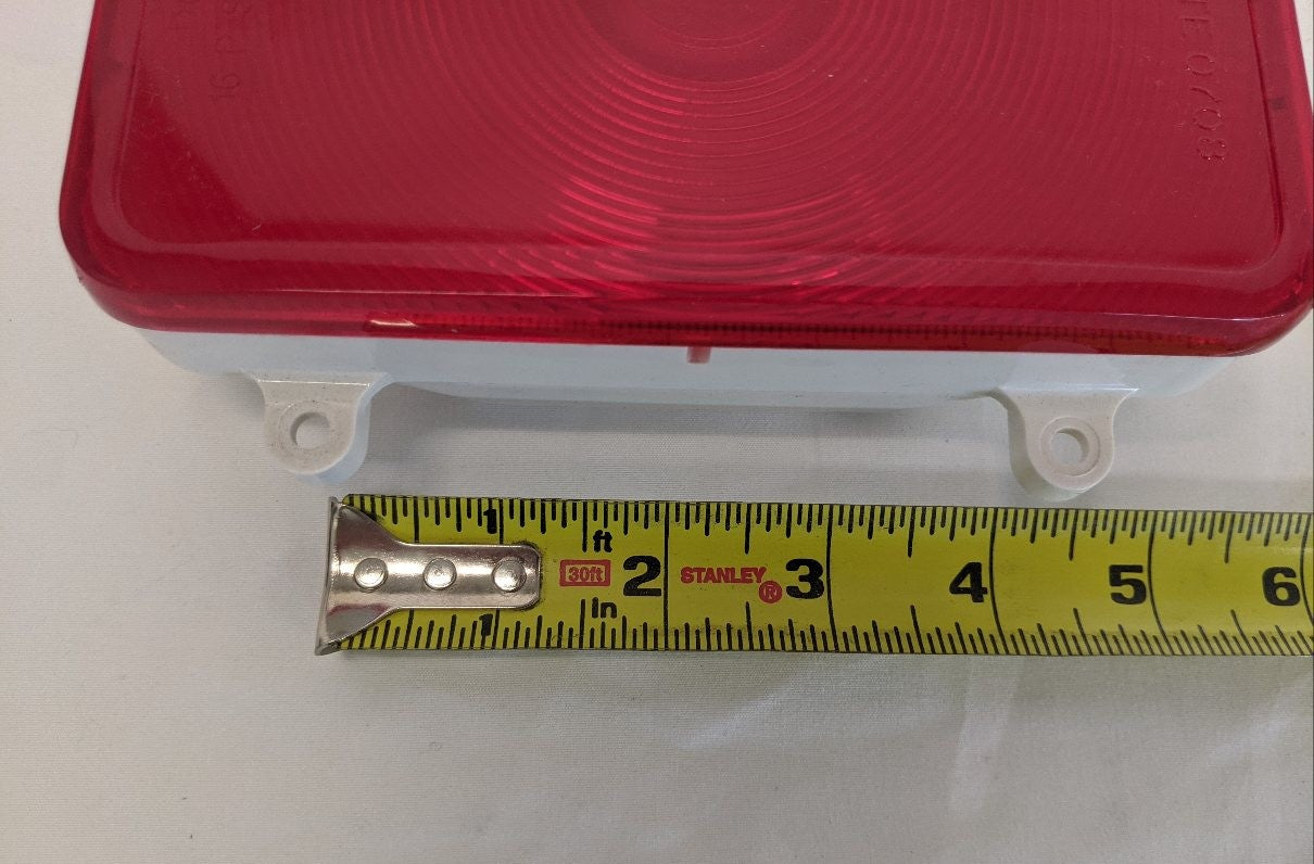 New Truck-lite 12/24 V Stop, Turn, Tail, Rectangle Light - P/N TL 07098 (10153180692796)