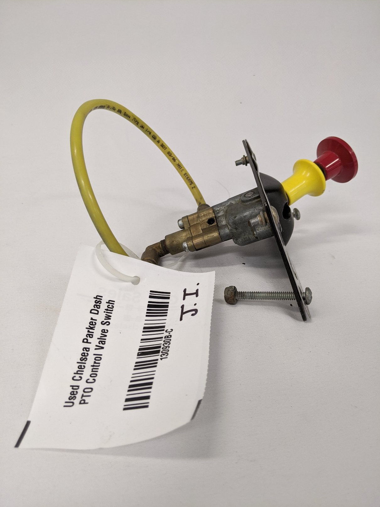 130930B - Chelsea Parker Dash PTO Control Valve Switch (used)