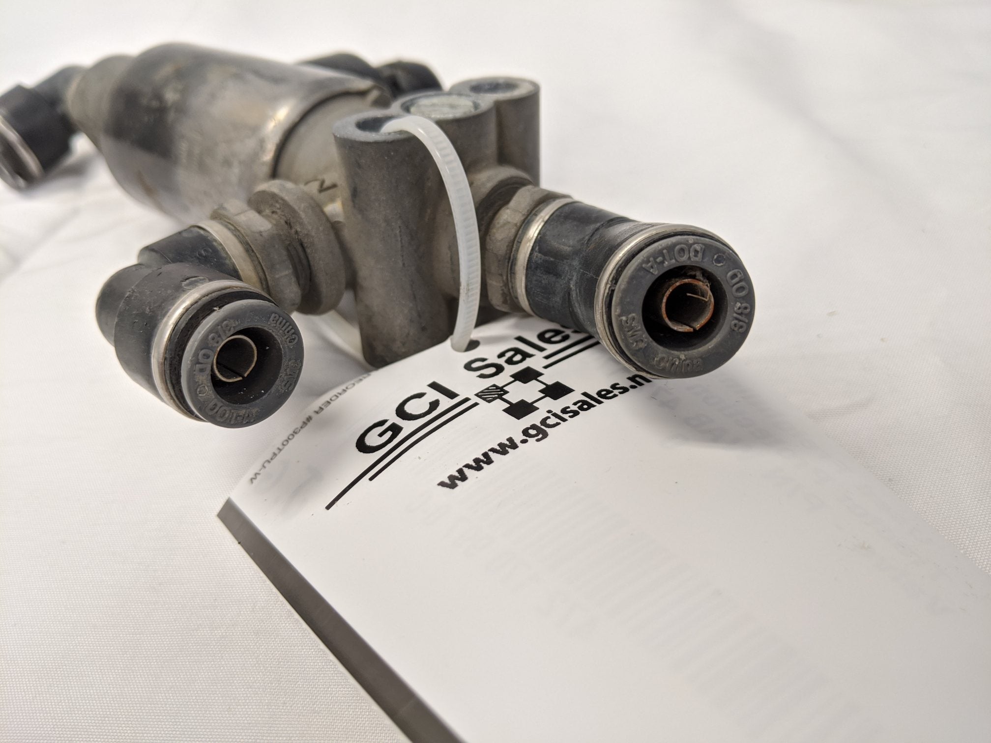 Freightliner ATC Tractor Protection Control Valve - WAB 472 170 997 0