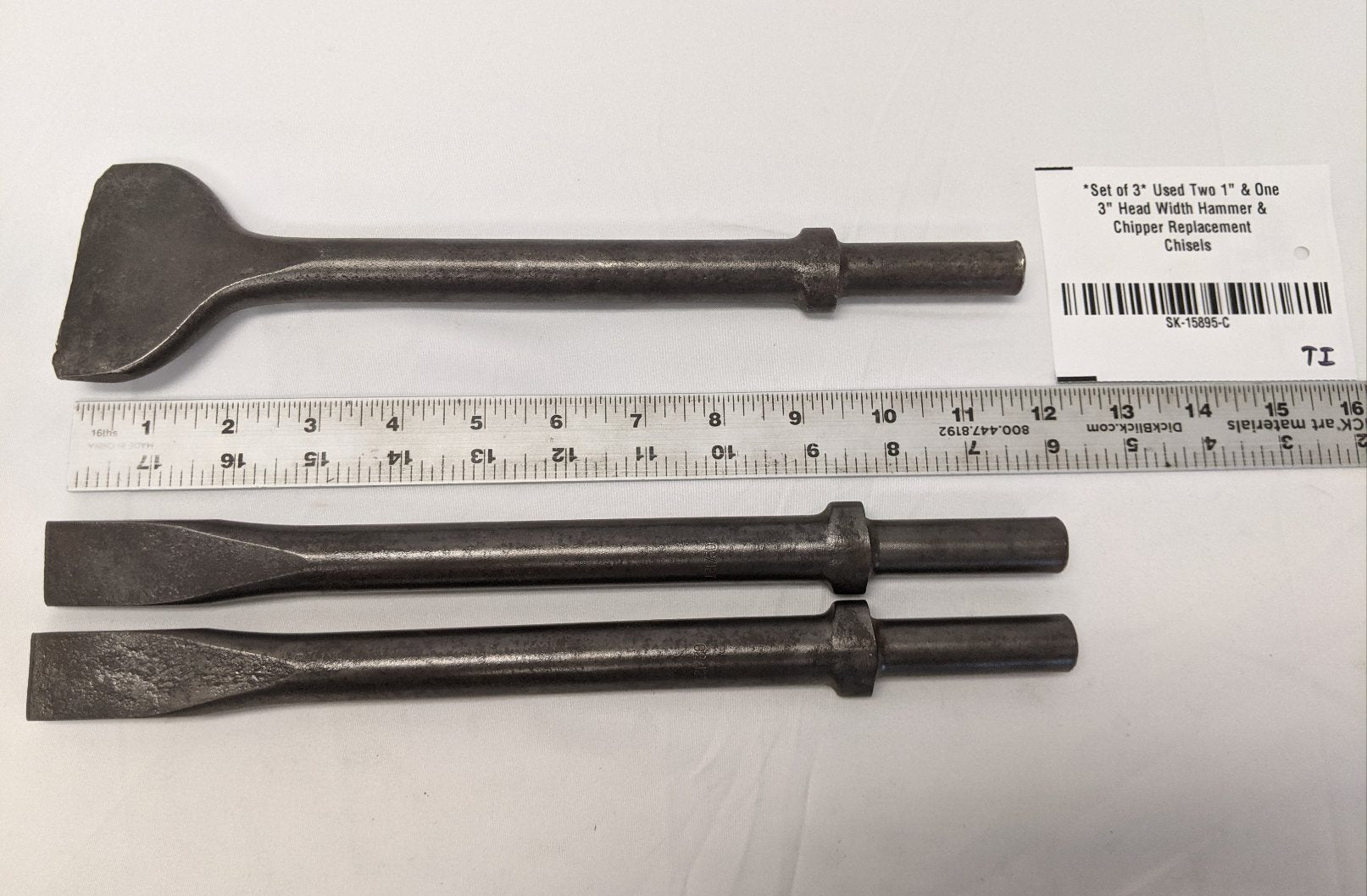 Hammer Chisel Set | 3 Pieces | 1" & 3" Flat Chisels | 12" Round Shank | Used