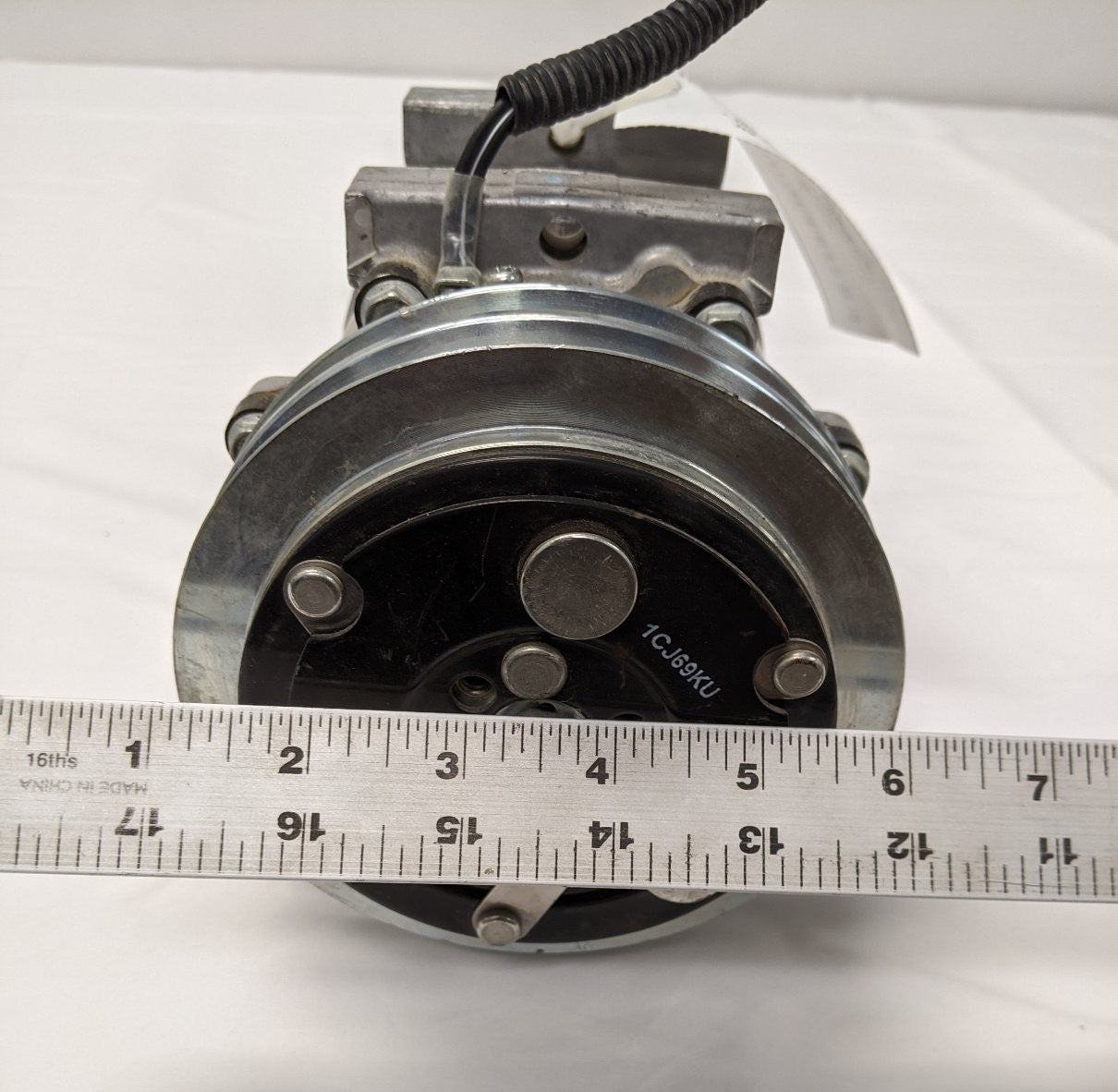 Sanden Heavy Duty Air Conditioning Compressor - P/N SKI 4538