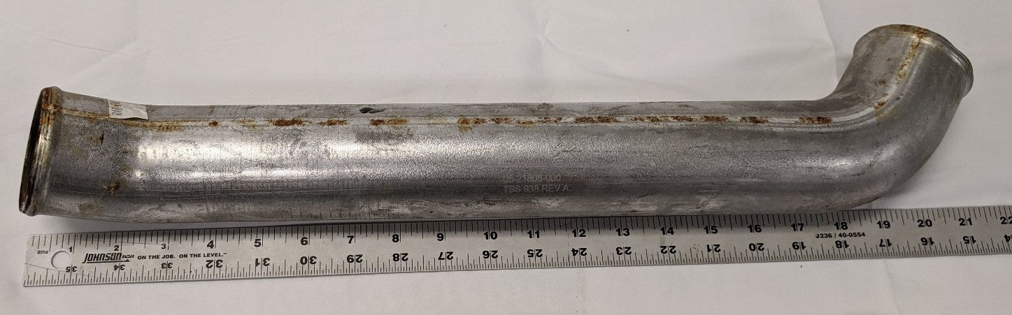 Western Star DD13 Lower Coolant Tube - P/N  05-21808-000