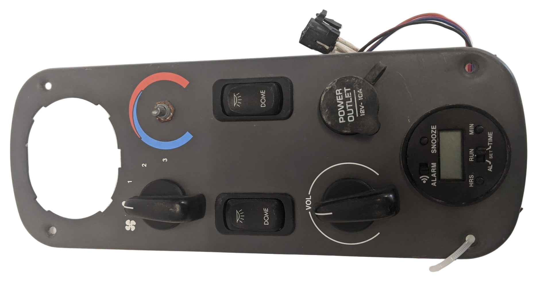 Used Freightliner Columbia Sleeper Cab Control Panel - P/N 22-46623-005