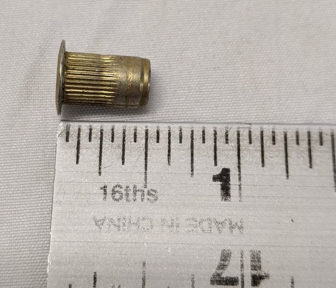 *Lot of 100* 3/16-24 Large Flange Steel Yellow Zinc Plated Ribbed Rivet Nuts