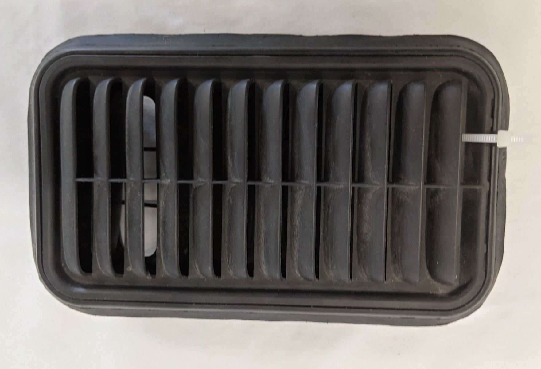 Used Freightliner Cascadia P3 HVAC Exhauster Path Cab Vent - P/N A22-66364-000 (10175090229564)