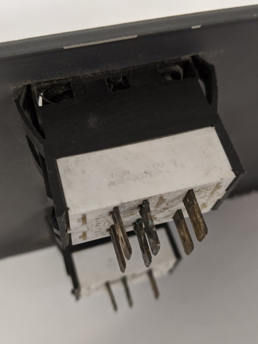 Used Freightliner Columbia Sleeper Lamp Switch Control Panel - P/N 22-46623-003