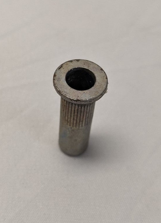 *Lot of 200* 6MM-1.0 Wedge Head Closed End Sealed Steel Ribbed Rivet Nuts