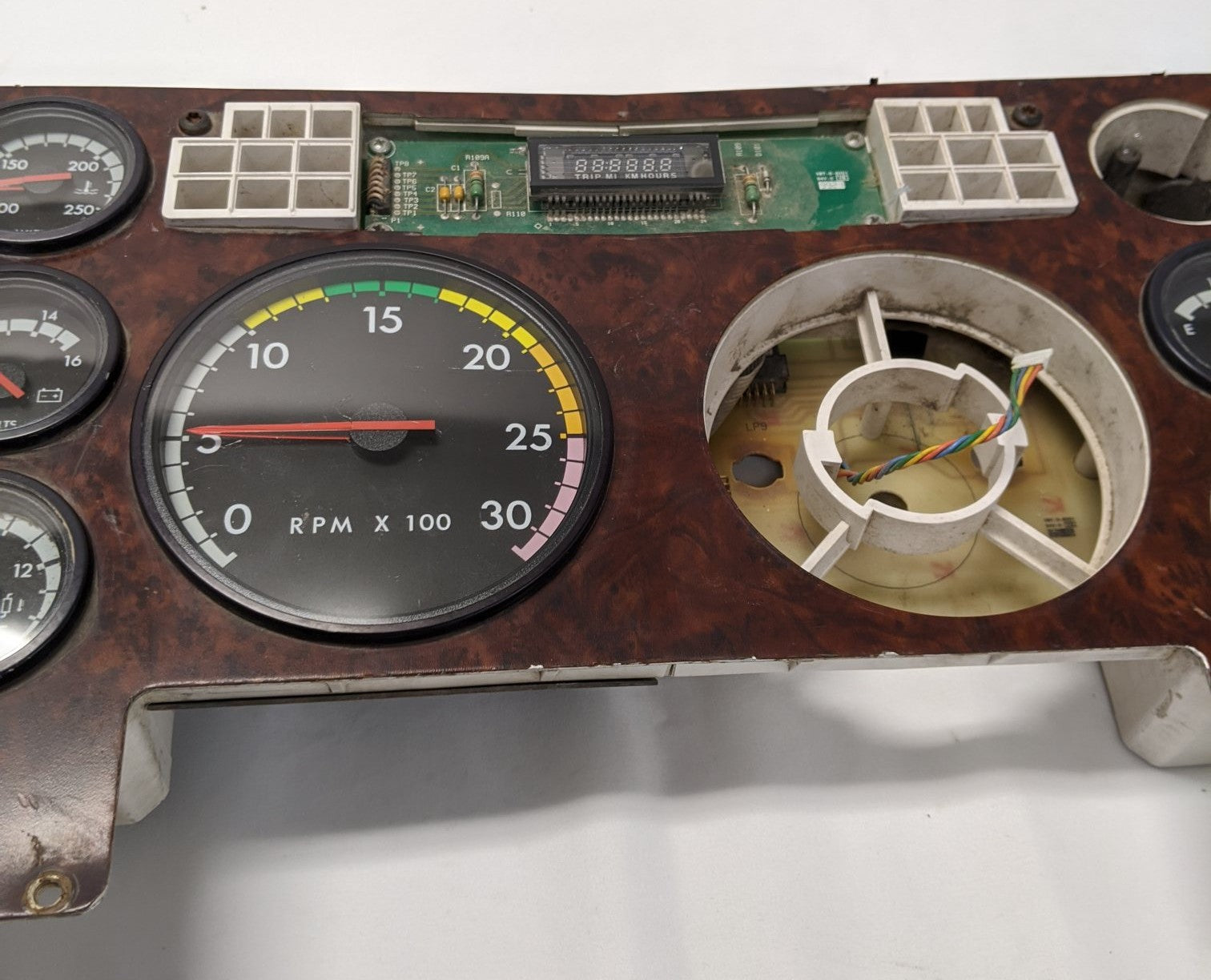 Freightliner Columbia Dash Instrument Cluster Panel w/ Gauges
