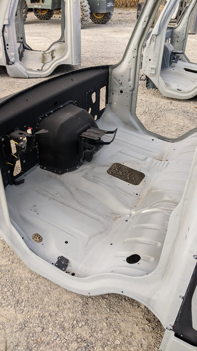 Damaged Freightliner M2 106 / 114SD 4-Door Crew / Quad Cab #6