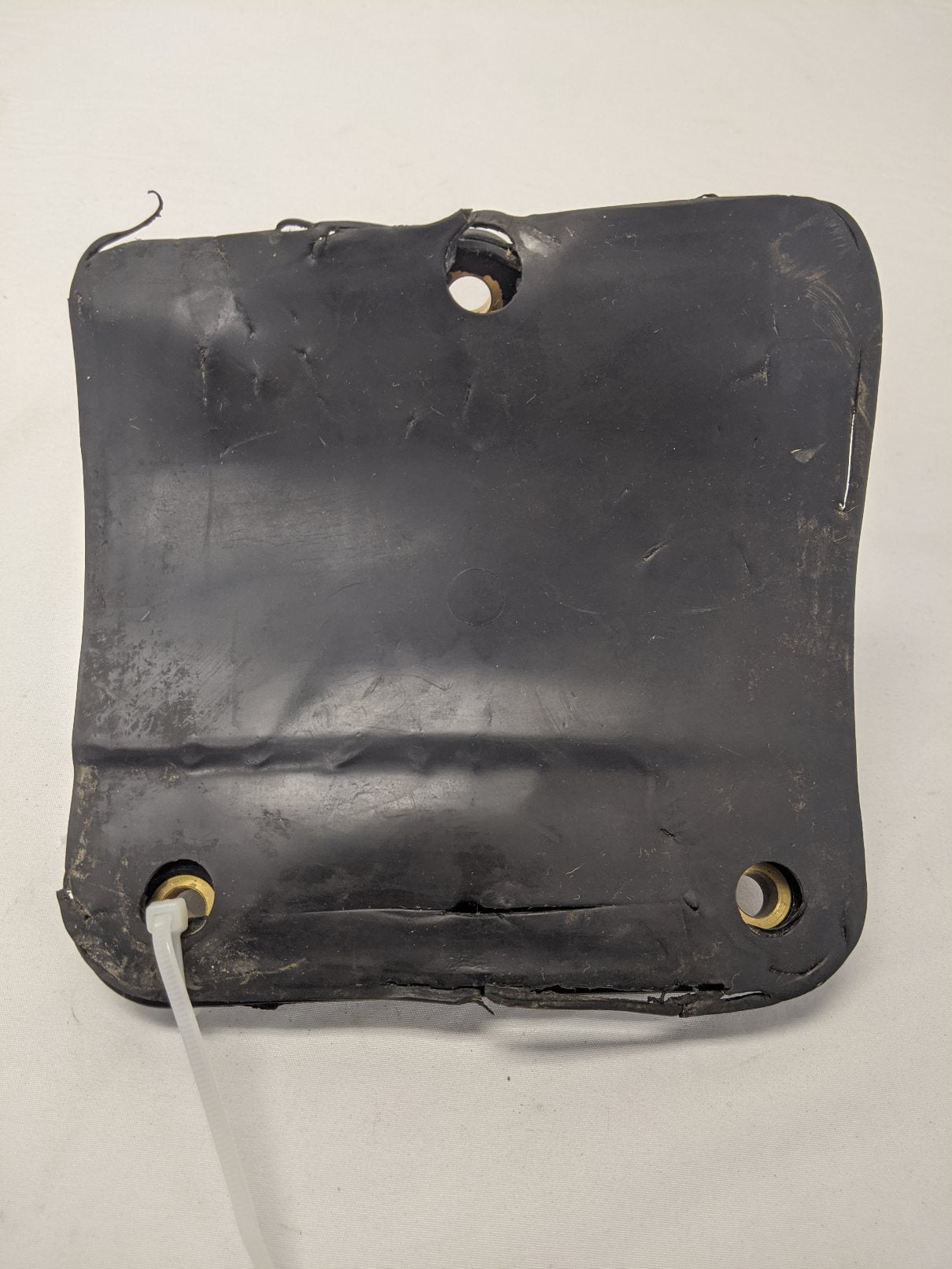 Used Freightliner Sleeper LH Lower Side Extender Brace w/ Seal -P/N 22-60787-010