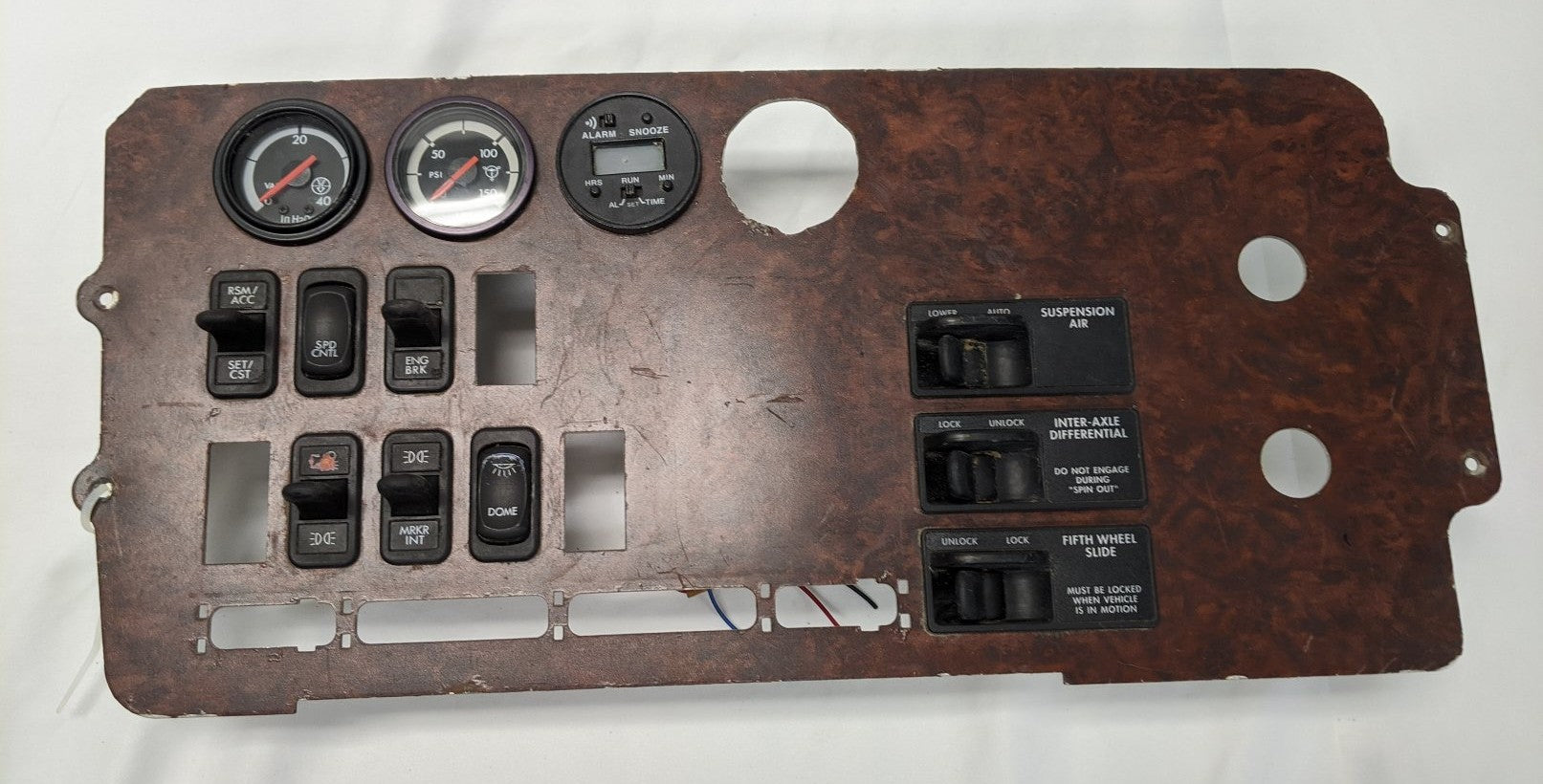 Used Freightliner Columbia Instrument Dash Panel w/ Alarm - P/N 22-45867-000