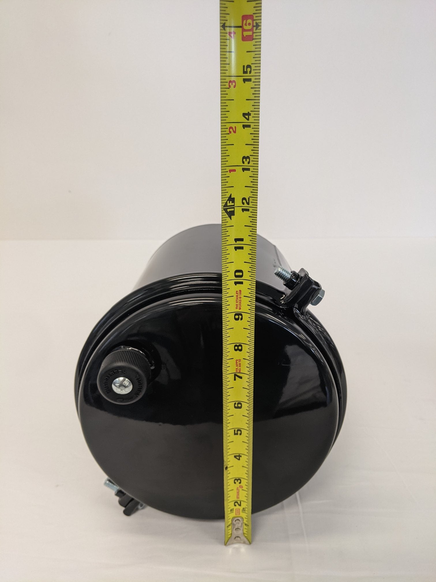New Western Star 9 Qt. Oil Pump Reservoir Tank w/ Brackets- P/N WWS 38701-3411 (10145912226108)