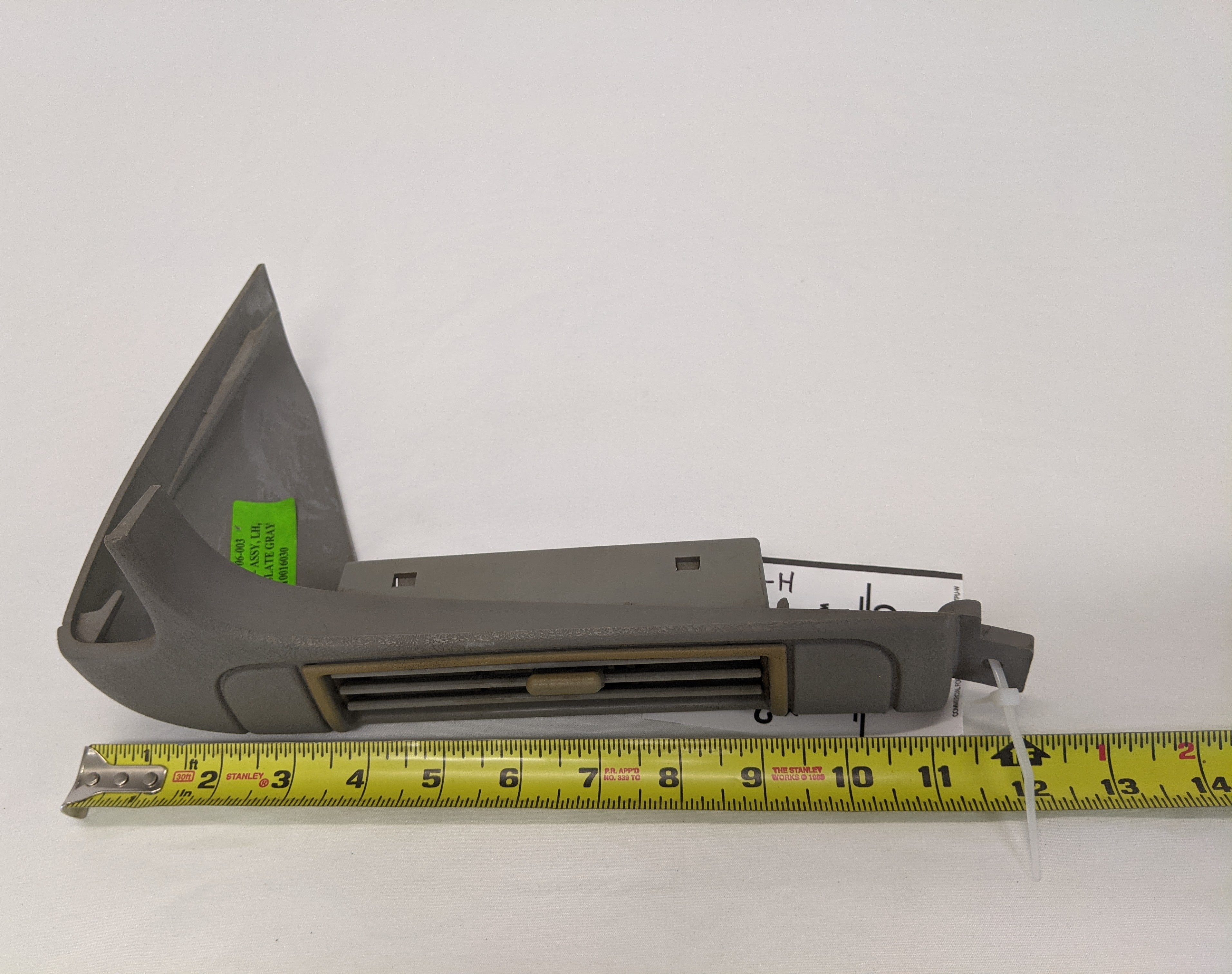 Damaged Freightliner Columbia LH Slate Gray Dash End Cap - P/N A18-32706-003 (10098356257084)