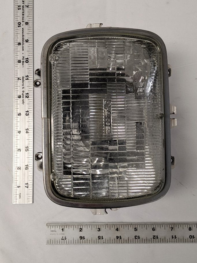 General Electric Double Filament Halogen Headlamp w/ Housing - GEH5054