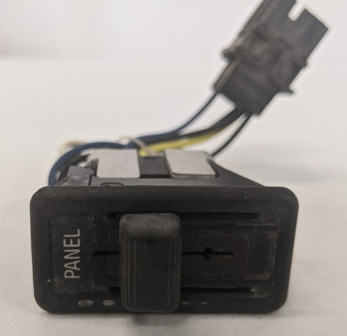 Damaged Freightliner Headlamp Dimmer Paddle Switch - P/N: 06-23952-001