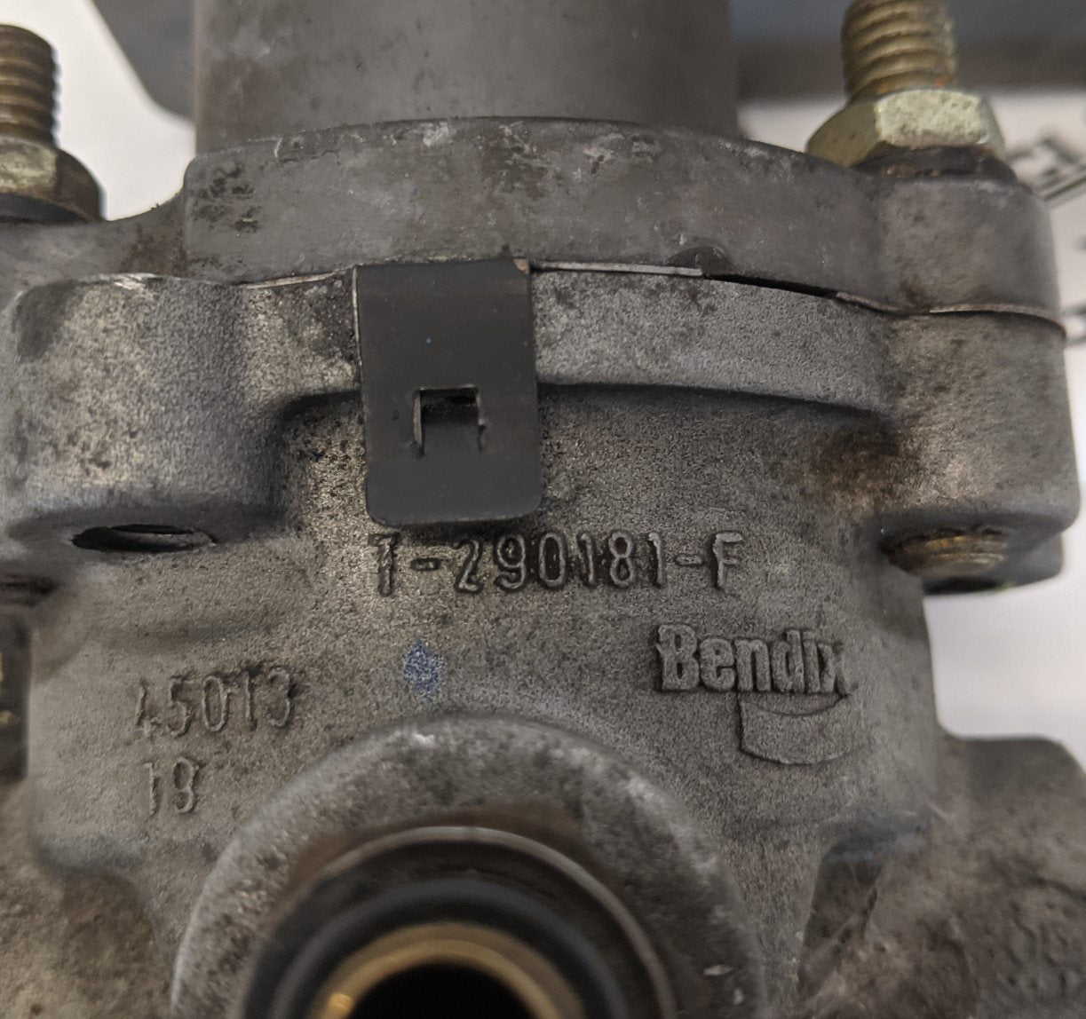 Used Bendix Foot Valve Brake Pedal Assembly w/o Pad - P/N A12-20563-001 (10114336915772)