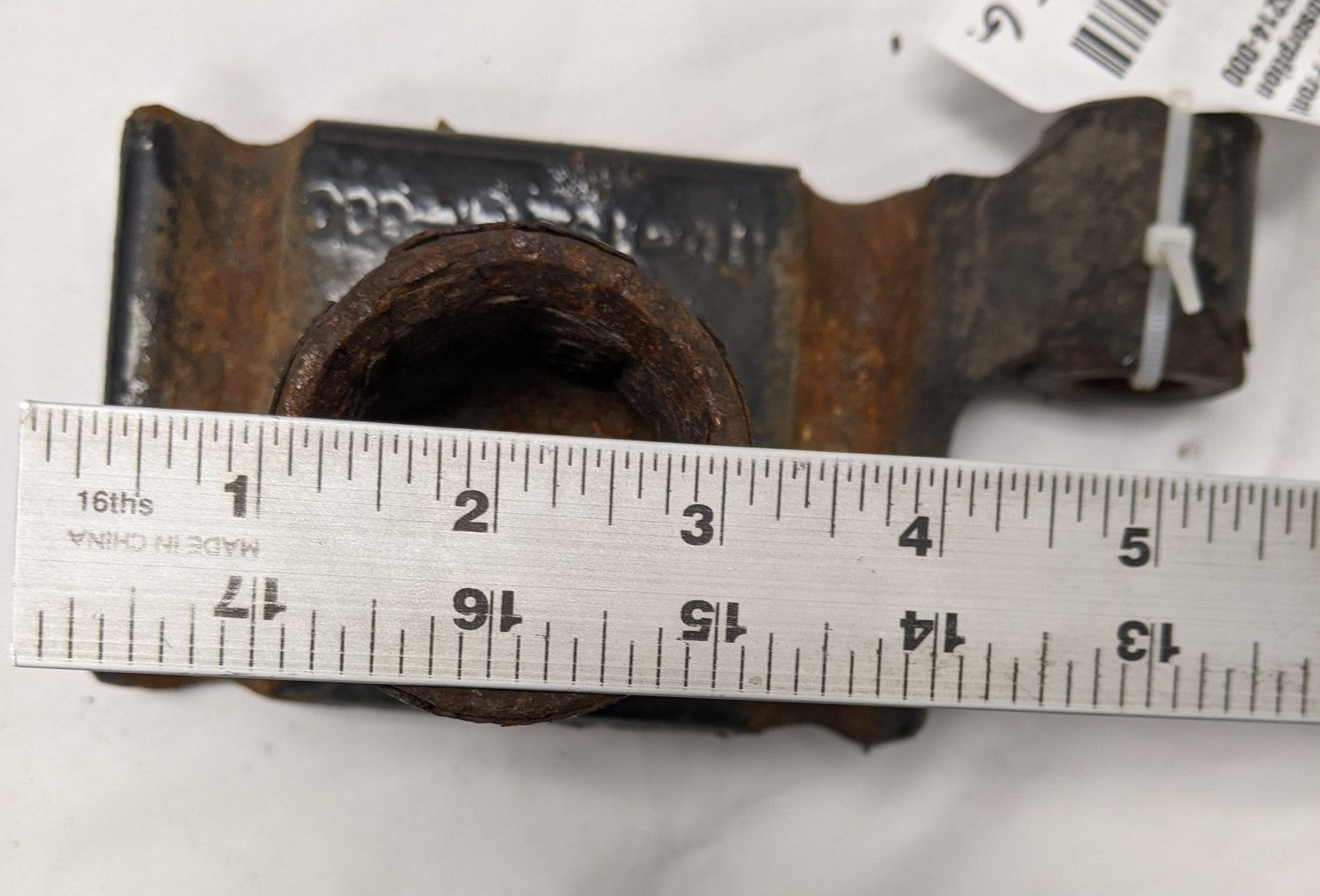 Used Freightliner RH Front Axle Stop Shock Absorption Bracket - P/N 16-15214-000