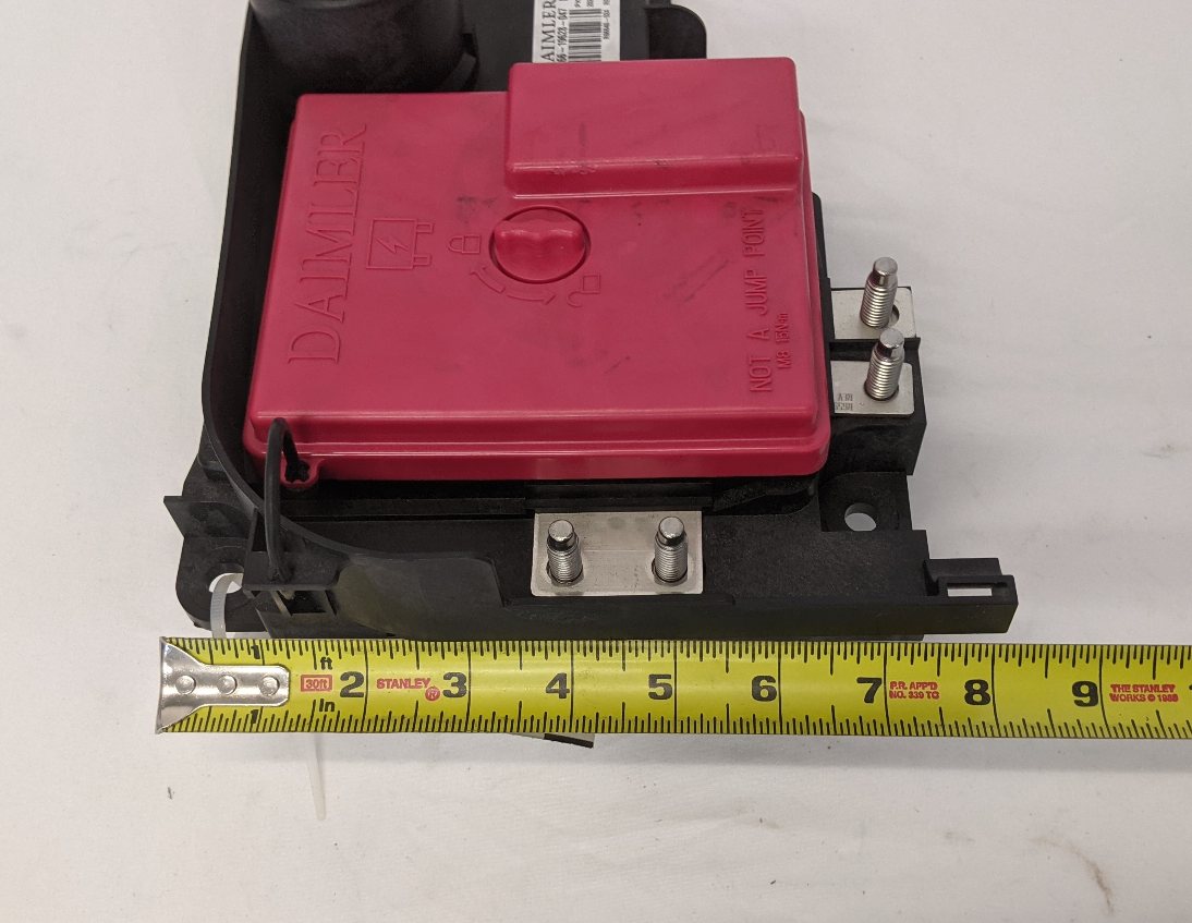 New Freightliner Daimler Battery Cable Access Power Module - P/N A66-19628-047 (10171319124284)
