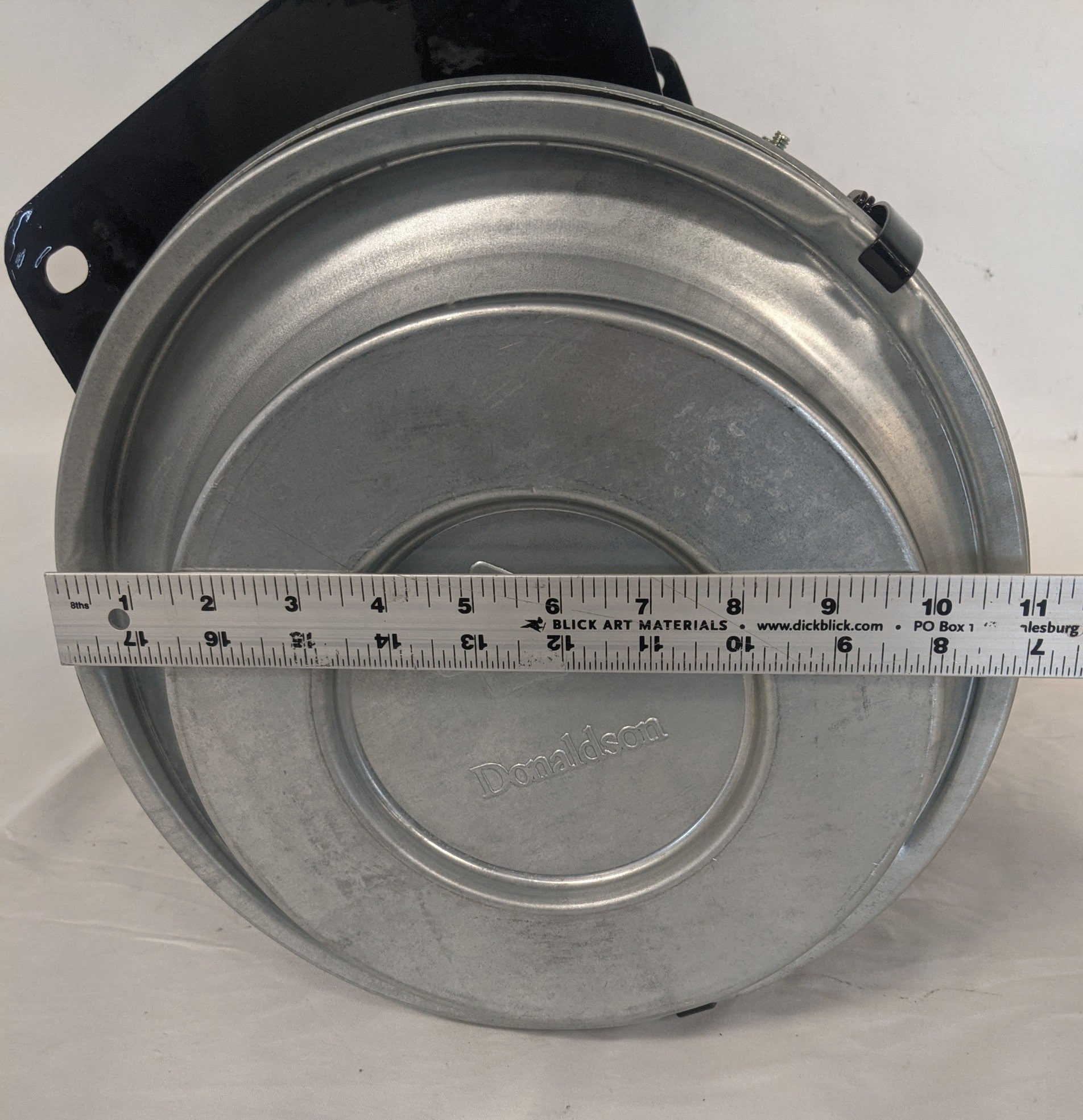 New Donaldson Engine Air Cleaner Assembly w/ Filter - P/N  DN  ECG11 2530 (10090735501628)