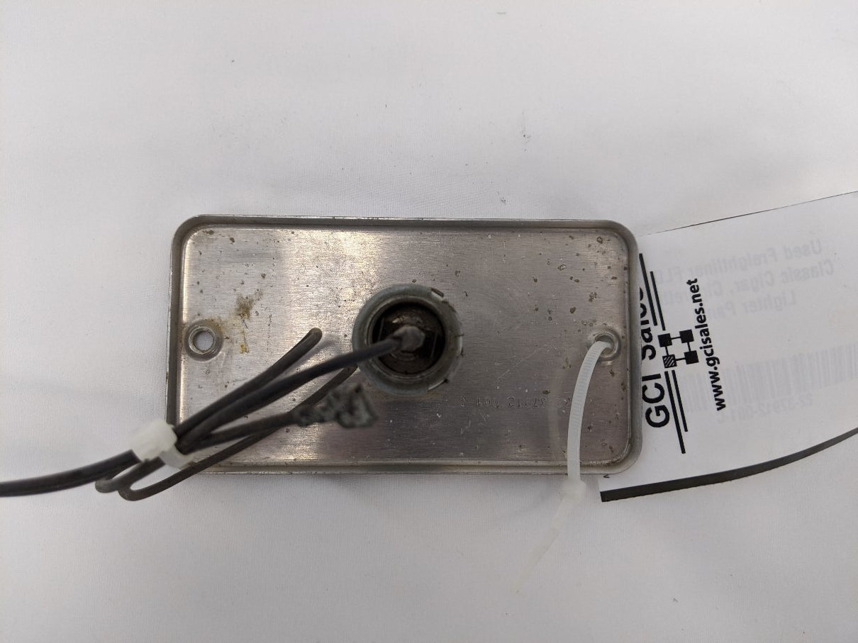 Used Freightliner FLD Classic Cigar, Cigarette Lighter Panel - P/N 22-37912-001 (10106905788732)