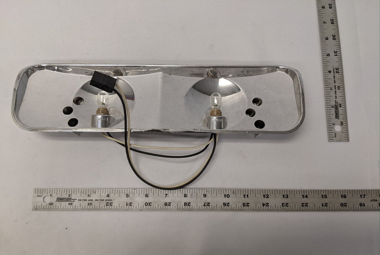 Used Freightliner Interior Incandescent Light Fixture | A22-51378-000