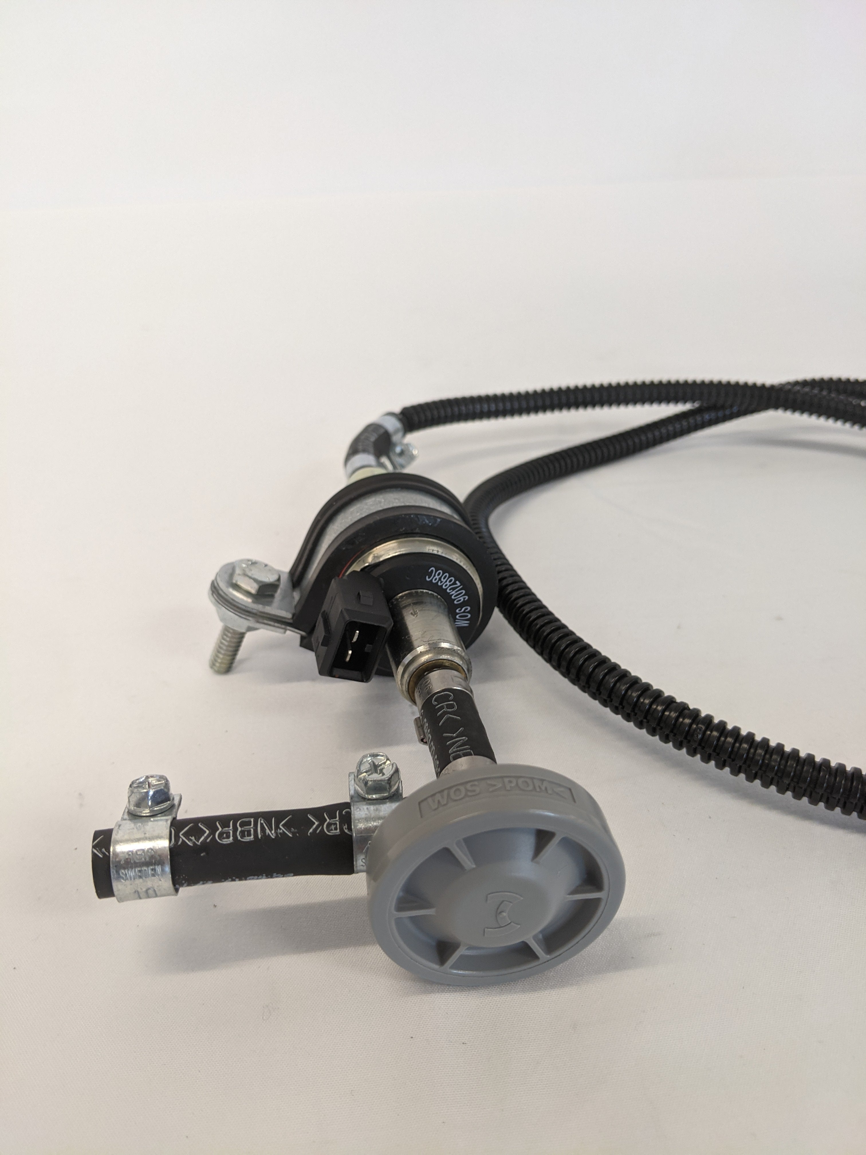 New Webasto Fuel Dosing Pump DP30.2 Diesel w/ Damper - P/N  5001503A (10126052360508)