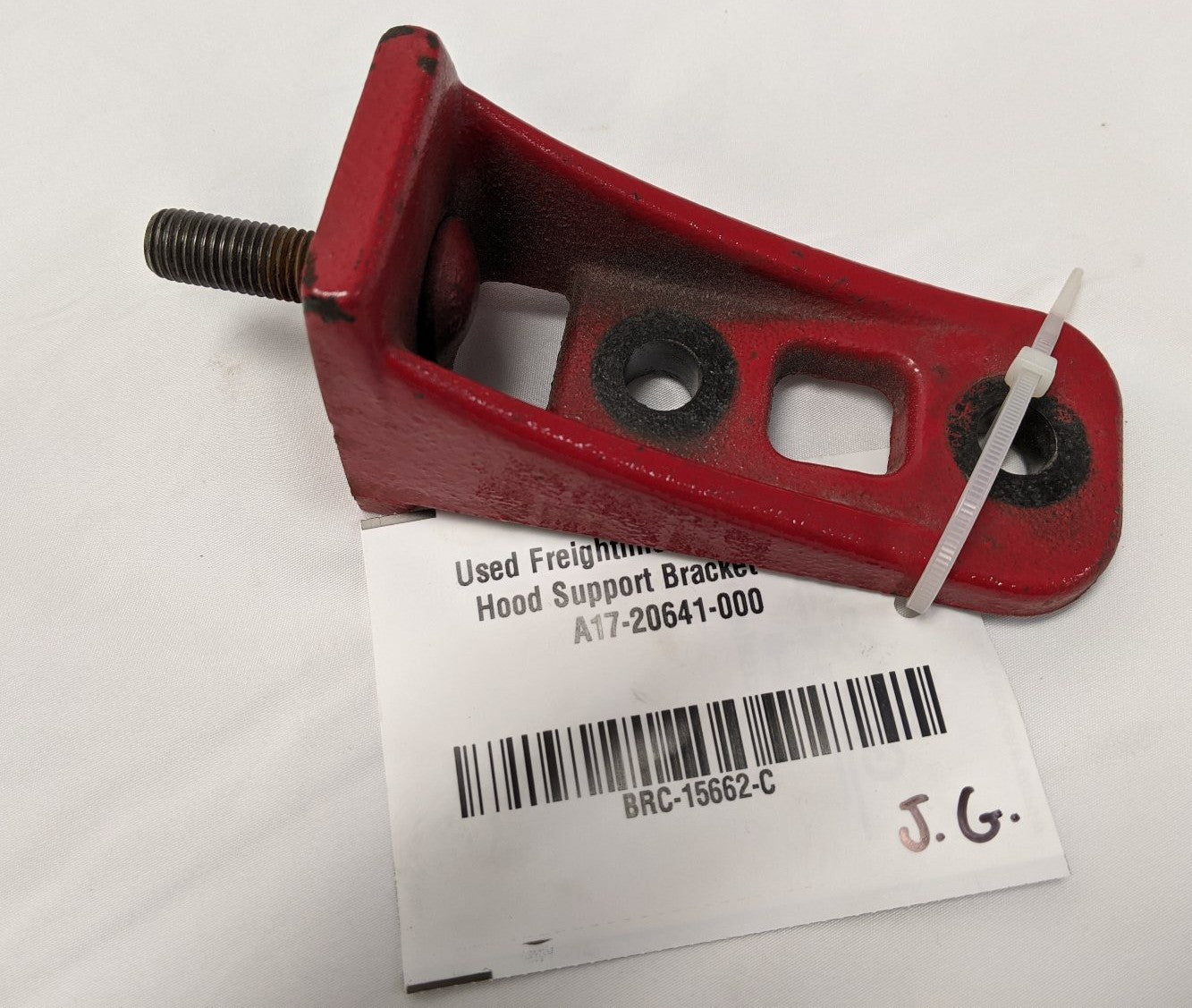 Used Freightliner Cascadia P4 Hood Support, Pivot Bracket -  P/N A17-20641-000