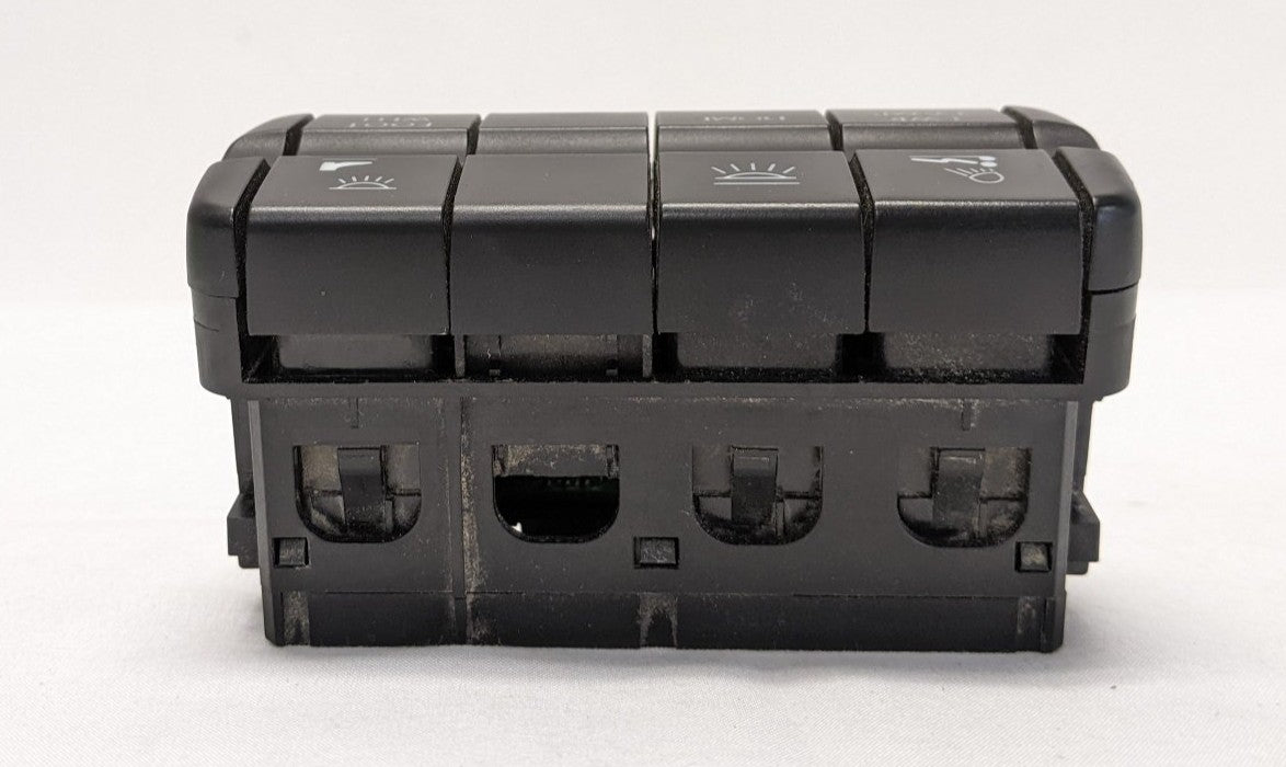 Freightliner Cascadia P3 Sleeper Switch Panel A06-60973-000 Used